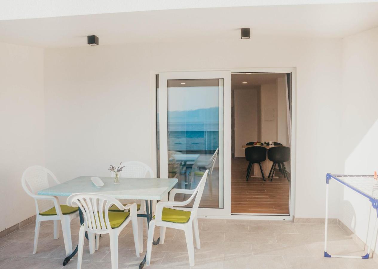 Apartments Nina Brist Exterior foto